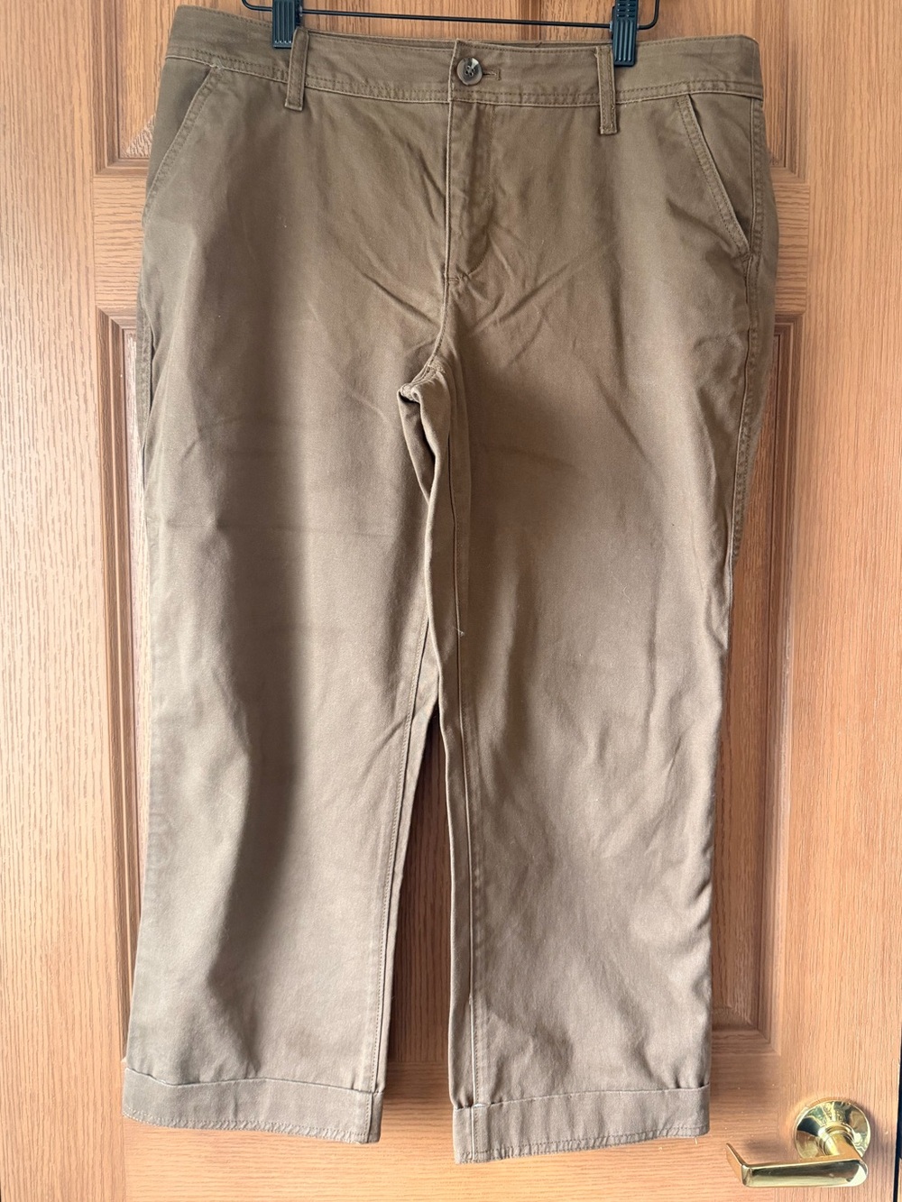 Eddie Bauer Women's Khaki Straight-Leg Cropped Trousers